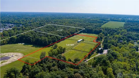 6635 Saddleback Way #109, Goshen, OH 45140