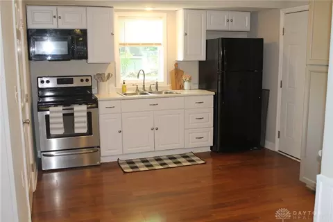 1112 Tabor Ave, Dayton, OH 45420 photo 2