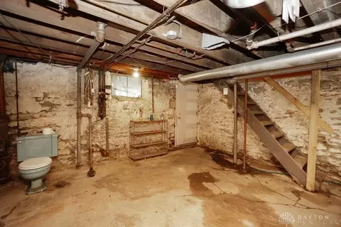 Bath - 1507 Saint Clair Ave, Cincinnati, OH 45231 photo 3 of 3