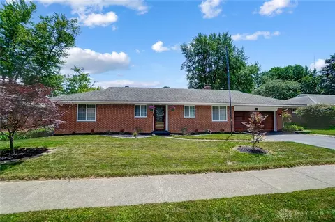 4262 Maxlin Rd, Dayton, OH 45429