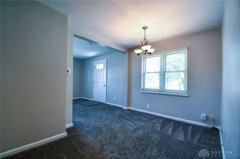 220 Schuyler Dr, Kettering, OH 45429 photo 8