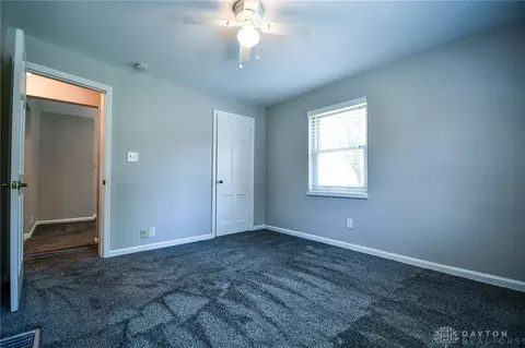 220 Schuyler Dr, Kettering, OH 45429 photo 14