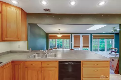 3451 Westbury Rd, Kettering, OH 45409 photo 16
