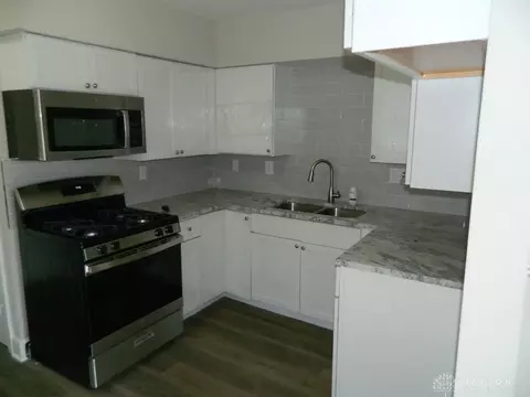 Kitchen - 123 N Arlington Ave, Springfield, OH 45503 photo 1 of 3