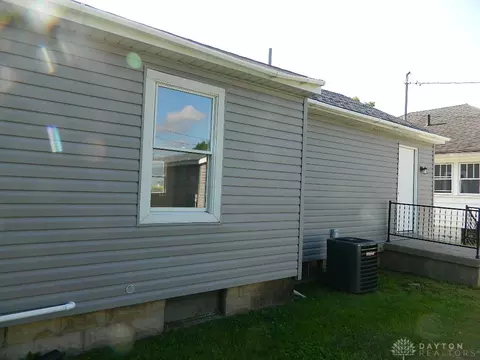 Exterior - 123 N Arlington Ave, Springfield, OH 45503 photo 4 of 4