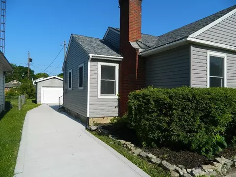 Exterior - 123 N Arlington Ave, Springfield, OH 45503 photo 2 of 4