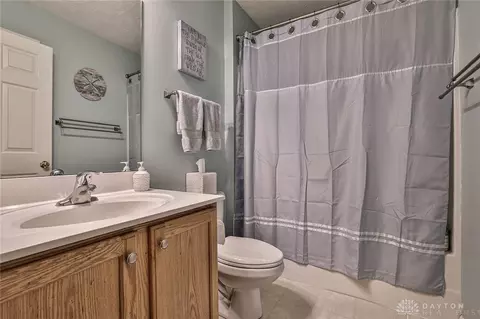 Bath - 45 Keevers Pt, Springboro, OH 45066 photo 5 of 5