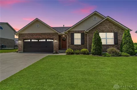 403 Thomas Pointe Ct, Monroe, OH 45050