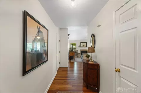 Entry Way - 403 Thomas Pointe Ct, Monroe, OH 45050 photo 2 of 3