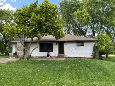 5939 Hoover Ave, Dayton, OH 45417