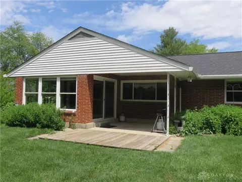 Exterior - 958 Pepper Hill Dr, Kettering, OH 45429 photo 8 of 8