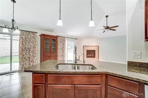 27 Juniper Ct, Springboro, OH 45066 photo 15