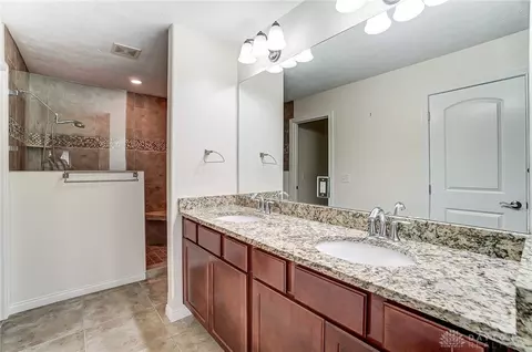 27 Juniper Ct, Springboro, OH 45066 photo 5