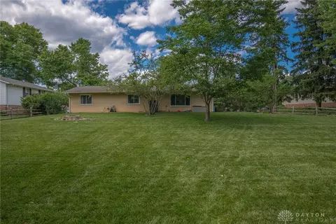 1640 Ambridge Rd, Centerville, OH 45459 photo 28
