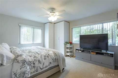 1640 Ambridge Rd, Centerville, OH 45459 photo 15