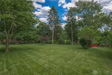 1640 Ambridge Rd, Centerville, OH 45459 photo 29