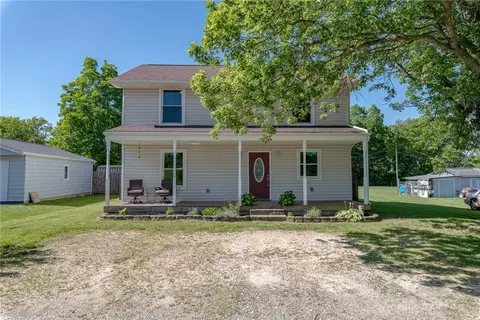 6665 Walnut St, Tipp City, OH 45371