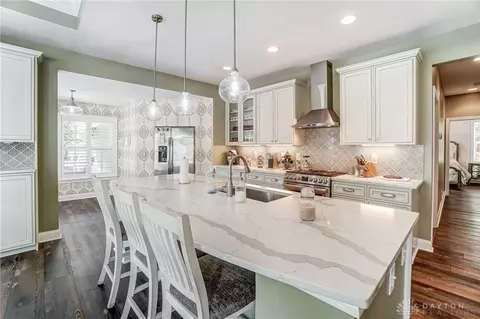 Kitchen - 1 Matthews Ct, Glendale, OH 45246 photo 2 of 11