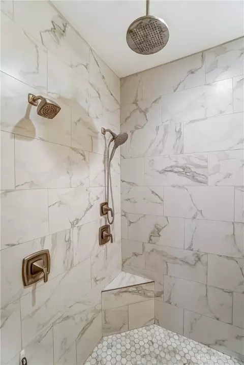 Bath - 1 Matthews Ct, Glendale, OH 45246 photo 6 of 15
