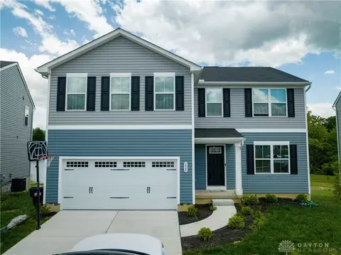 228 Ambassador Dr, Springfield, OH 45505