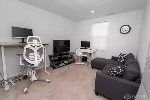 228 Ambassador Dr, Springfield, OH 45505 photo 17