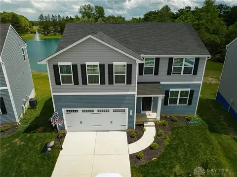 228 Ambassador Dr, Springfield, OH 45505 photo 2