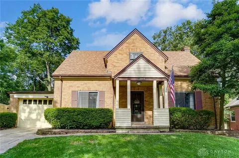 2504 Dunaway Ct, Cincinnati, OH 45238