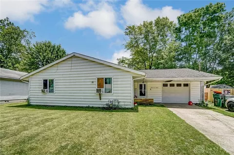 3616 Cozy Camp Rd, Moraine, OH 45439