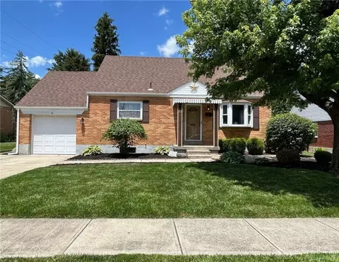 95 Madrid Ave, Brookville, OH 45309