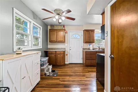 Entry Way - 2724 Wehrly Ave, Kettering, OH 45419 photo 1 of 1