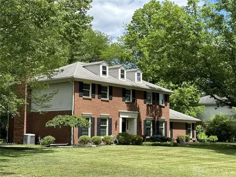 11864 Nathanshill Ln, Cincinnati, OH 45249