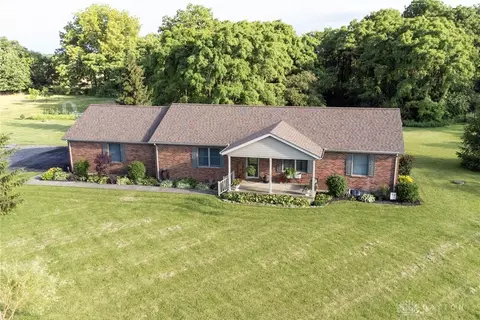 5834 Crawfordsville Campbellstown Rd, Eaton, OH 45320
