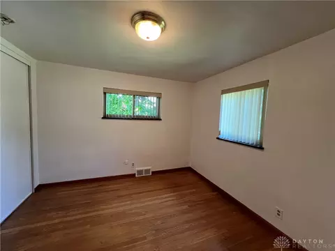 Bedroom - 2729 Oak Park Ave, Kettering, OH 45429 photo 1 of 7