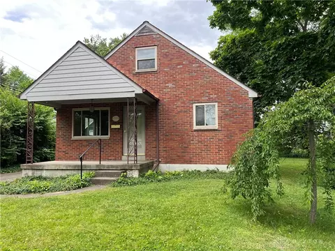 Exterior - 2729 Oak Park Ave, Kettering, OH 45429 photo 2 of 3