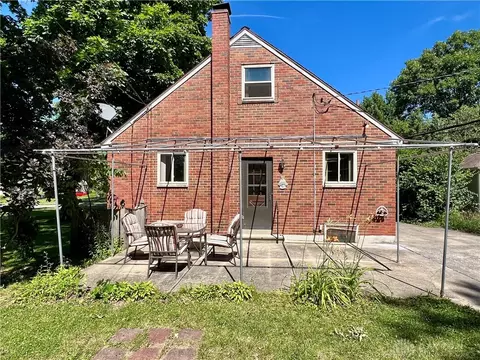 Exterior - 2729 Oak Park Ave, Kettering, OH 45429 photo 3 of 3