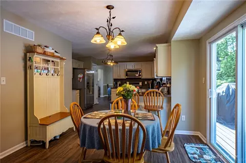 165 Cambridge Dr, Springboro, OH 45066 photo 9