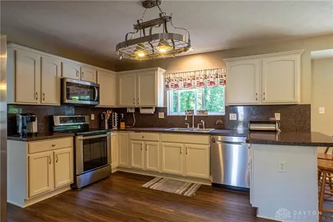 165 Cambridge Dr, Springboro, OH 45066 photo 14