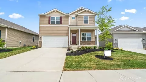 1832 Snowy Ln, Oxford, OH 45056