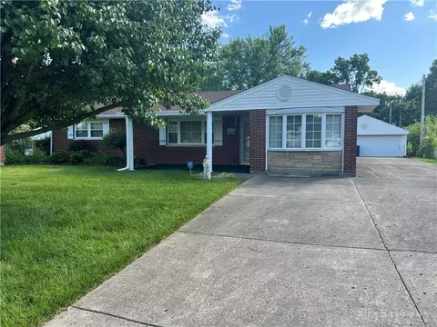 5701 Sparkhill Dr, Dayton, OH 45414