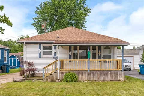 2415 Winwood Ave, Moraine, OH 45439