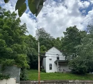 2042 Baltimore Ave, Cincinnati, OH 45225
