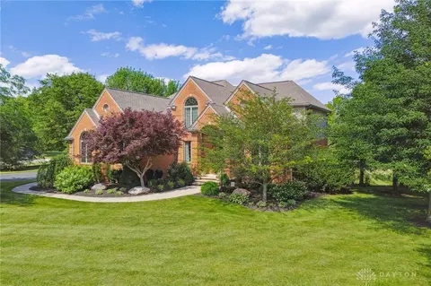 44 Deer Run Ct, Wilmington, OH 45177