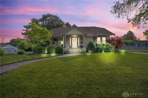 415 Maple St, Brookville, OH 45309