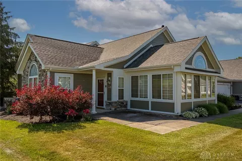 161 Abbey Dr, Springboro, OH 45066