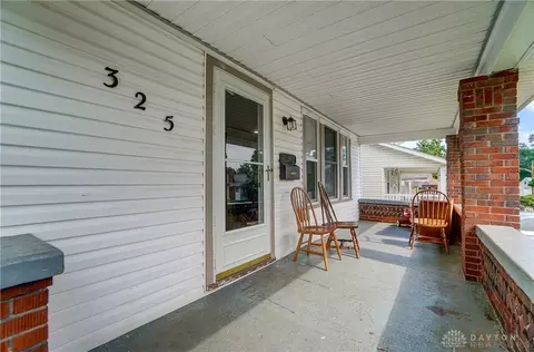 325 Roxbury Rd, Dayton, OH 45417