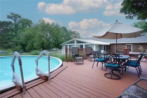 Exterior - 7364 Hamilton Ave, Maineville, OH 45039 photo 8 of 20
