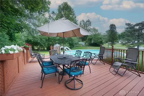 Exterior - 7364 Hamilton Ave, Maineville, OH 45039 photo 9 of 20