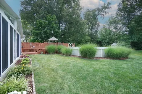 Exterior - 7364 Hamilton Ave, Maineville, OH 45039 photo 14 of 20