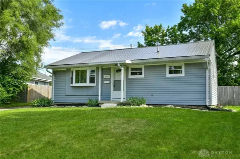 2417 Vale Dr, Dayton, OH 45420