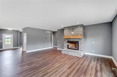 5227 Fowler Rd, Mad River Township, OH 45502 photo 12